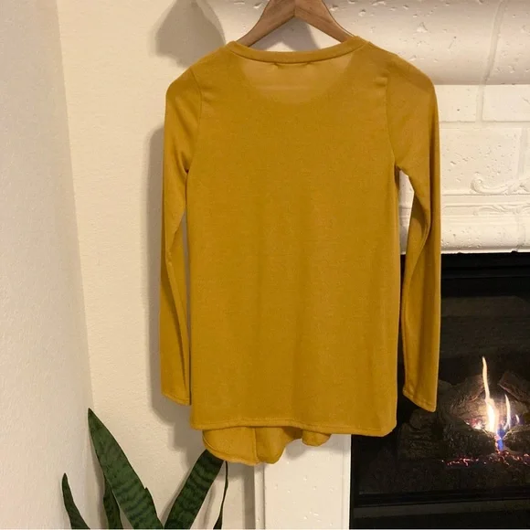 Women’s Reborn J Mustard Yellow Tunic Sweater Size Small - Picture 2 of 7